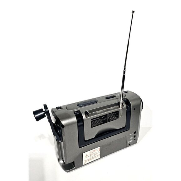 Electrohome Hand Crank Emergency  Radio Alarm Clock Flashlight Blink PCR138E - Picture 11 of 16